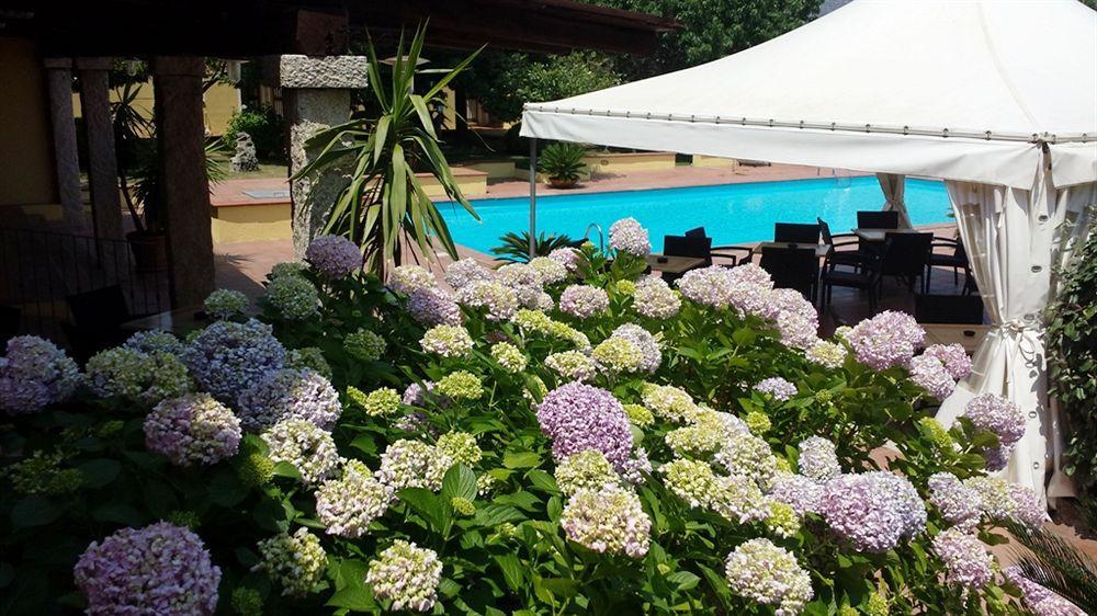 Hotel Le Mimose San Teodoro  Exterior photo
